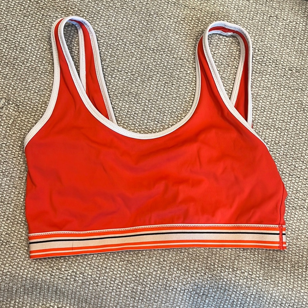 Solid and striped sports bra medium